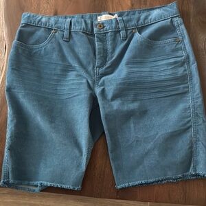 Women’s Carve Corduroy Shorts